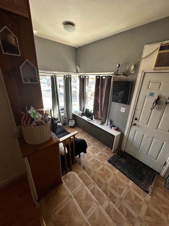 1126 N Olden Ave in Trenton, NJ - Building Photo
