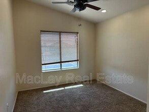 1383 E Kingman Pl in Casa Grande, AZ - Building Photo - Building Photo