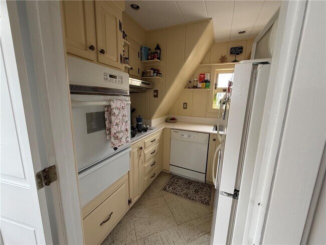 107 John St in Newport, RI - Building Photo - Building Photo