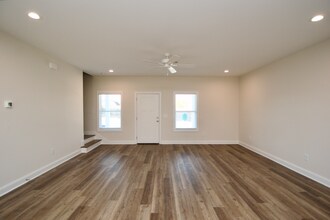 3260 Academy Dr in Opelika, AL - Building Photo - Building Photo