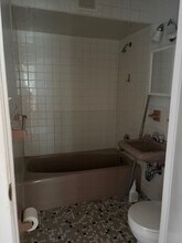 485 Valley St, Unit 483 in Maplewood, NJ - Building Photo - Building Photo