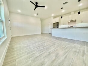 10006 Massey St in Orlando, FL - Building Photo - Building Photo