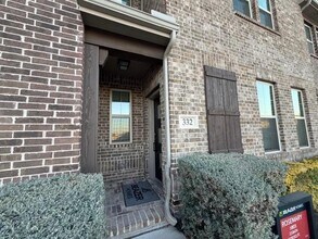 332 Greenhouse Dr in Plano, TX - Building Photo - Building Photo