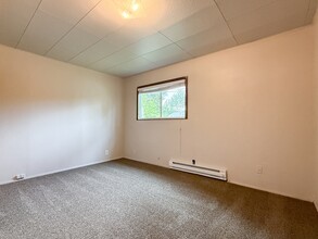 727 N 201st St in Shoreline, WA - Building Photo - Building Photo