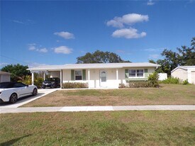 22308 Laramore Ave in Port Charlotte, FL - Building Photo