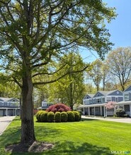 230 Saugatuck Ave in Westport, CT - Building Photo - Building Photo