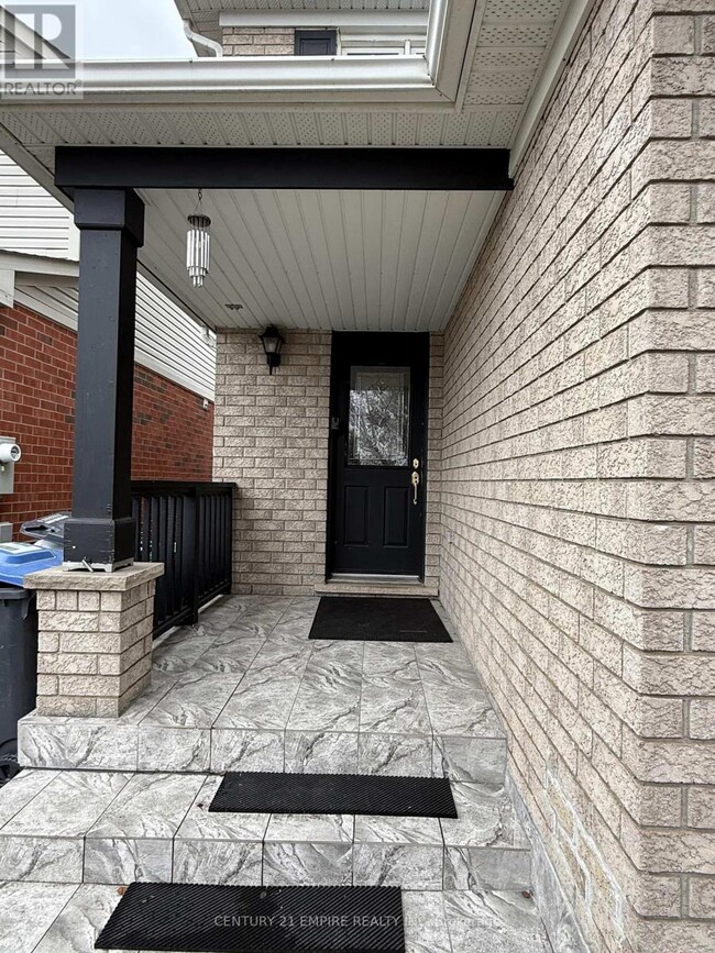 60 Williamson Dr in Brampton, ON - Building Photo - Building Photo