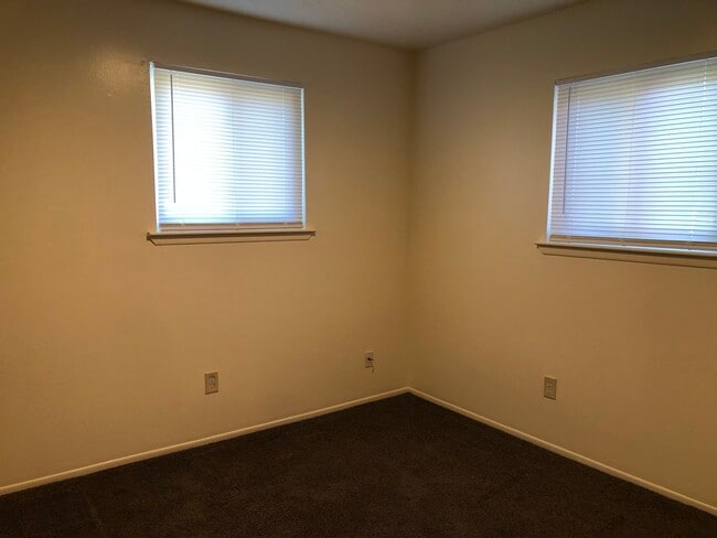 1552 Hanover St, Unit 1552 Hanover St. in Lincoln Park, MI - Foto de edificio - Building Photo