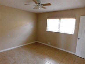 220 Park Blvd N in Venice, FL - Building Photo - Building Photo