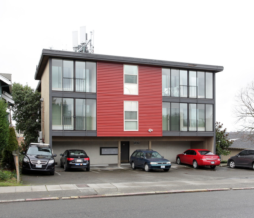 Madlyn Apartments in Seattle, WA - Foto de edificio