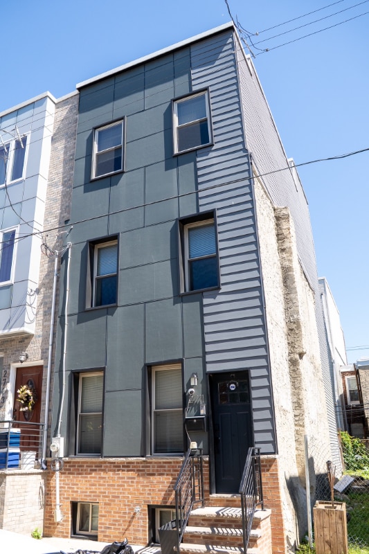 property at 2711 Latona St