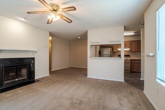 Gable Hill Apartment Homes in Columbia, SC - Foto de edificio - Building Photo