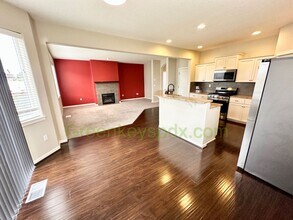 21403 SW Susan Ln in Beaverton, OR - Building Photo - Building Photo
