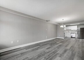 28 Allegheny Ave, Unit 2502 in Towson, MD - Building Photo