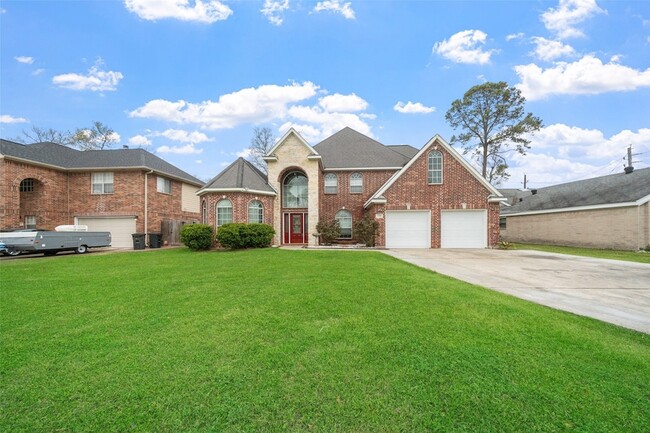 718 S Diamondhead Blvd in Crosby, TX - Building Photo - Building Photo