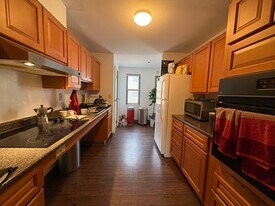 888 Washington St, Unit 1 in Boston, MA - Building Photo