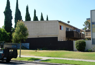 1810-1838 E Wilson Ave in Orange, CA - Building Photo - Building Photo