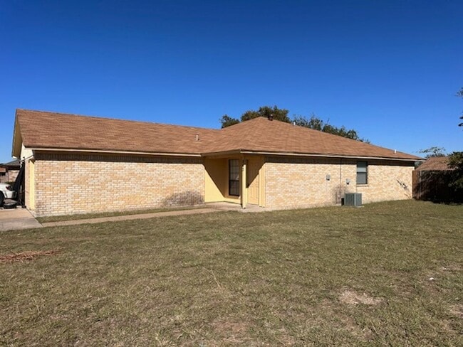 843 White Rock St in Saginaw, TX - Building Photo - Building Photo
