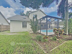 1507 Dumont Dr in Valrico, FL - Foto de edificio - Building Photo