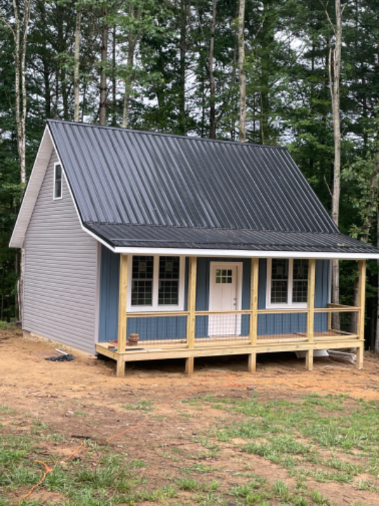 35 Nixon Knl in Hendersonville, NC - Building Photo