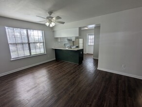 2350 Horne Ave in Tallahassee, FL - Building Photo - Building Photo