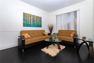 6202 NW 116th Ave in Doral, FL - Building Photo - Building Photo
