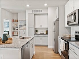 Reserve at Ventana Lakes in Katy, TX - Building Photo