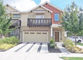 8010 Wildcat Pass in Austin, TX - Building Photo