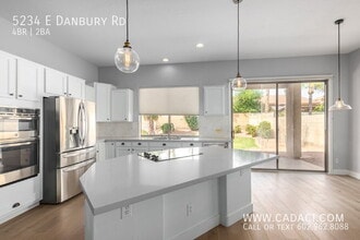 5234 E Danbury Rd in Scottsdale, AZ - Building Photo - Building Photo