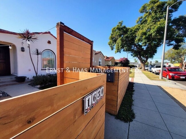 1630 E McKenzie St in Long Beach, CA - Building Photo - Building Photo