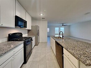 1409 Dovekie Dr in Heath, TX - Building Photo - Building Photo