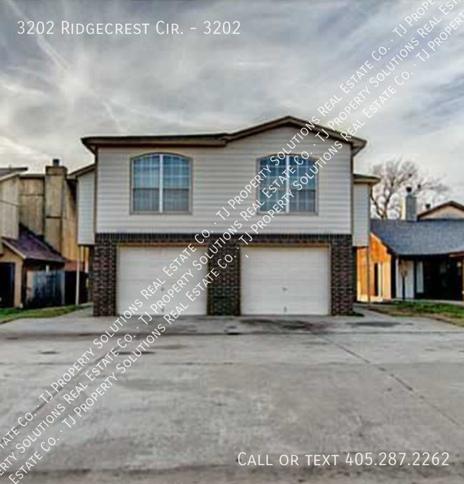 property at 3202 Ridgecrest Cir