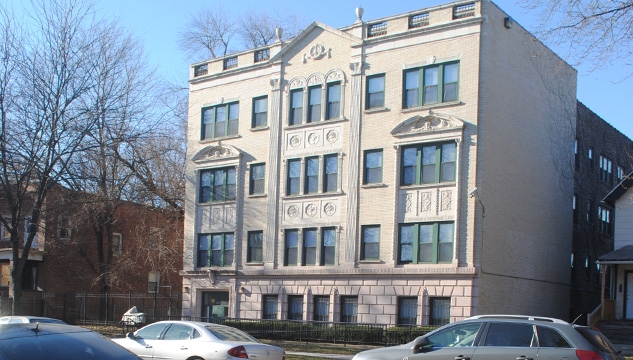 Pine North in Chicago, IL - Foto de edificio