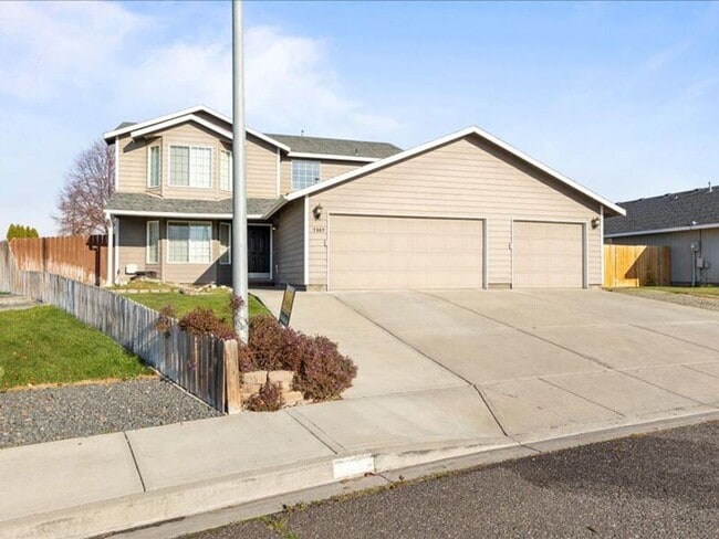 7807 Vendovi Dr in Pasco, WA - Building Photo - Building Photo