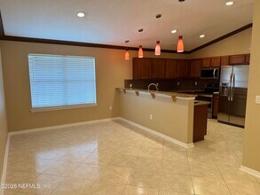 5925 Round Table Rd in Jacksonville, FL - Building Photo - Building Photo