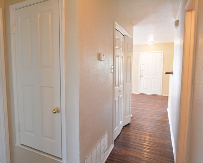 2202 Wright Way, Unit D in Killeen, TX - Building Photo - Building Photo