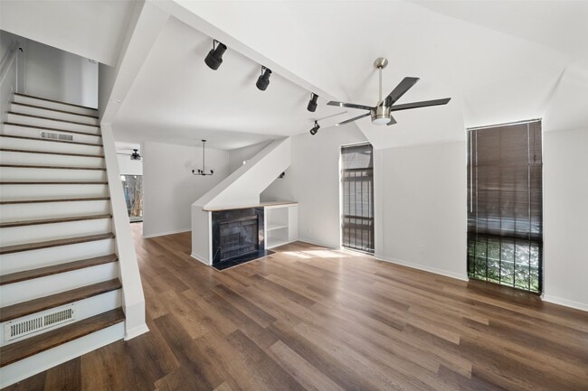 property at 518 Hawthorne St