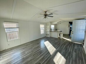 630 N Wesley St in Springfield, IL - Building Photo - Building Photo