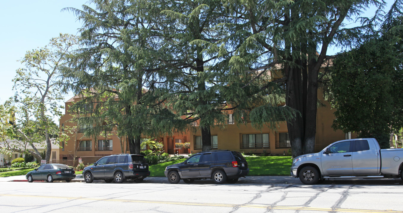 Sun Oaks in Glendale, CA - Foto de edificio