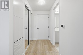 500 Plains Rd E in Burlington, ON - Building Photo - Building Photo