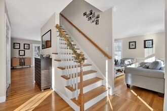 3 Diana Hill Dr in Millbury, MA - Foto de edificio - Building Photo