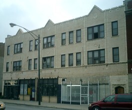 2539-2541 E 75th St in Chicago, IL - Foto de edificio - Building Photo
