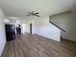 110 Cardinal St in Schulenburg, TX - Building Photo - Building Photo