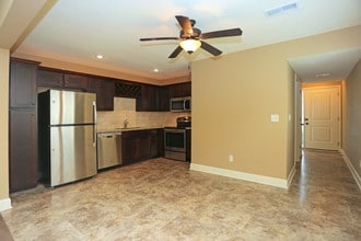 Brighton Woods North II in Kansas City, MO - Building Photo - Interior Photo