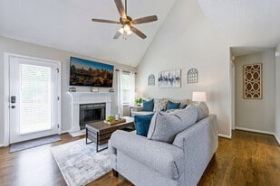 13 Windfield Dr, Unit SI ID1234836P in Cartersville, GA - Building Photo