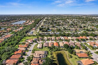 9079 Astonia Way in Ft. Myers, FL - Building Photo - Building Photo