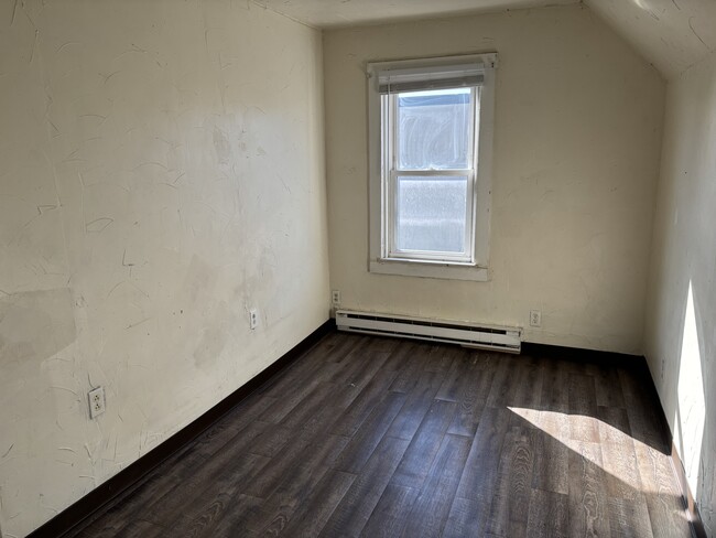 8 New St in Plattsburgh, NY - Building Photo - Building Photo
