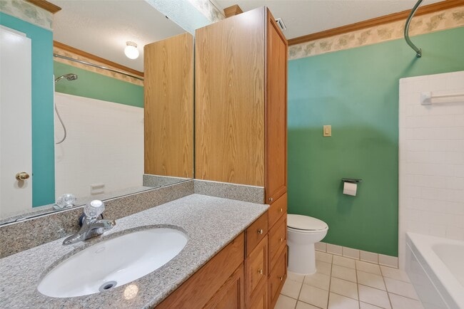 property at 21623 Crescent Heights St