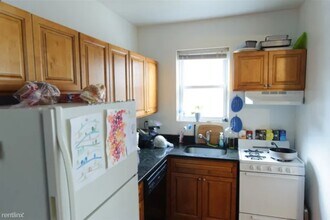 385 Ives St, Unit 6 in Providence, RI - Foto de edificio - Building Photo