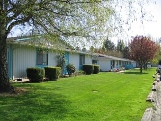 Southgate Terrace Apartments in Centralia, WA - Foto de edificio